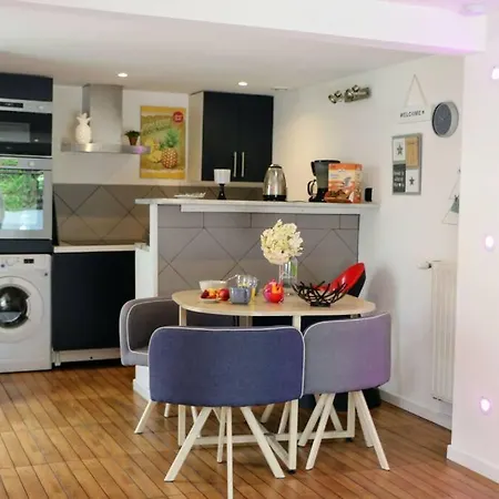 Detente Assuree Dans Ce Logement Avec Balneo